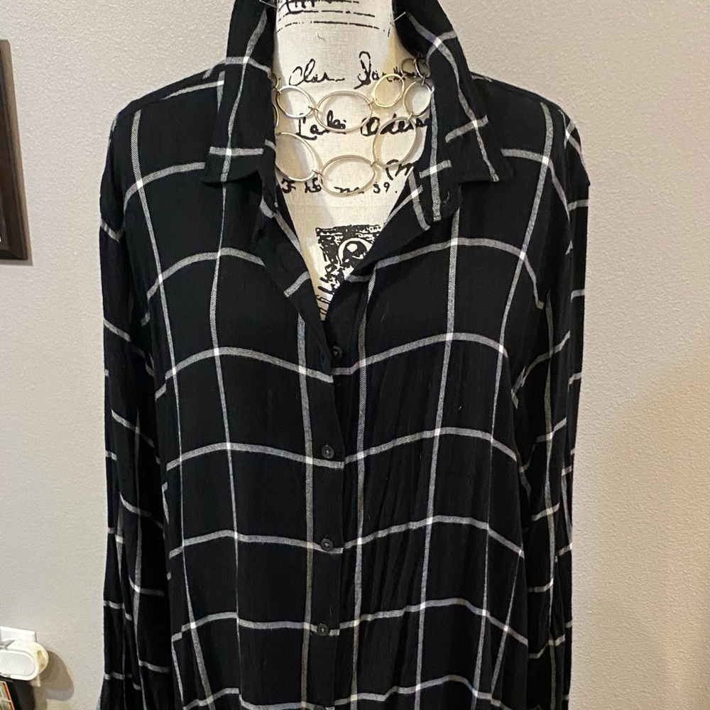 Black button up top with White Checks, long